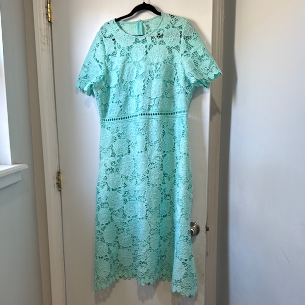 SHEIN Green A-Line Midi Dress with Crew Neck for Cocktail Events